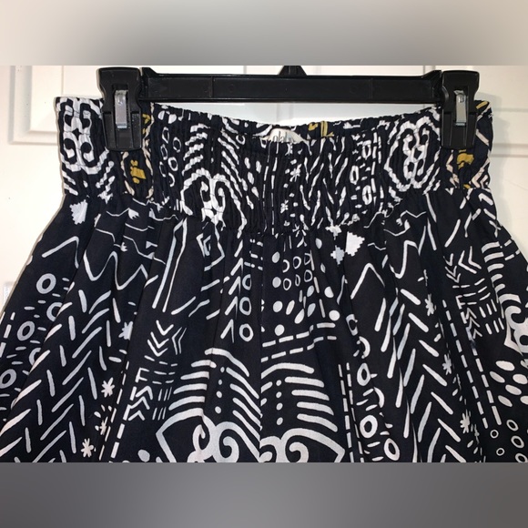 Wide Leg Lightweight Pants - Picture 4 of 12